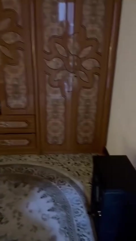 السلام عليكم غرفه ماليزي نظيفه للبيع 300 وبيه مجال بسيط للشراي الجرابي طابقين الوحدة ب40 وبيهن مجال


**إذا كنت صاحب هذا الإعلان وتريد حذفه لأي سبب، رجاءا أرسل رسالة إلى الدعم الفني**