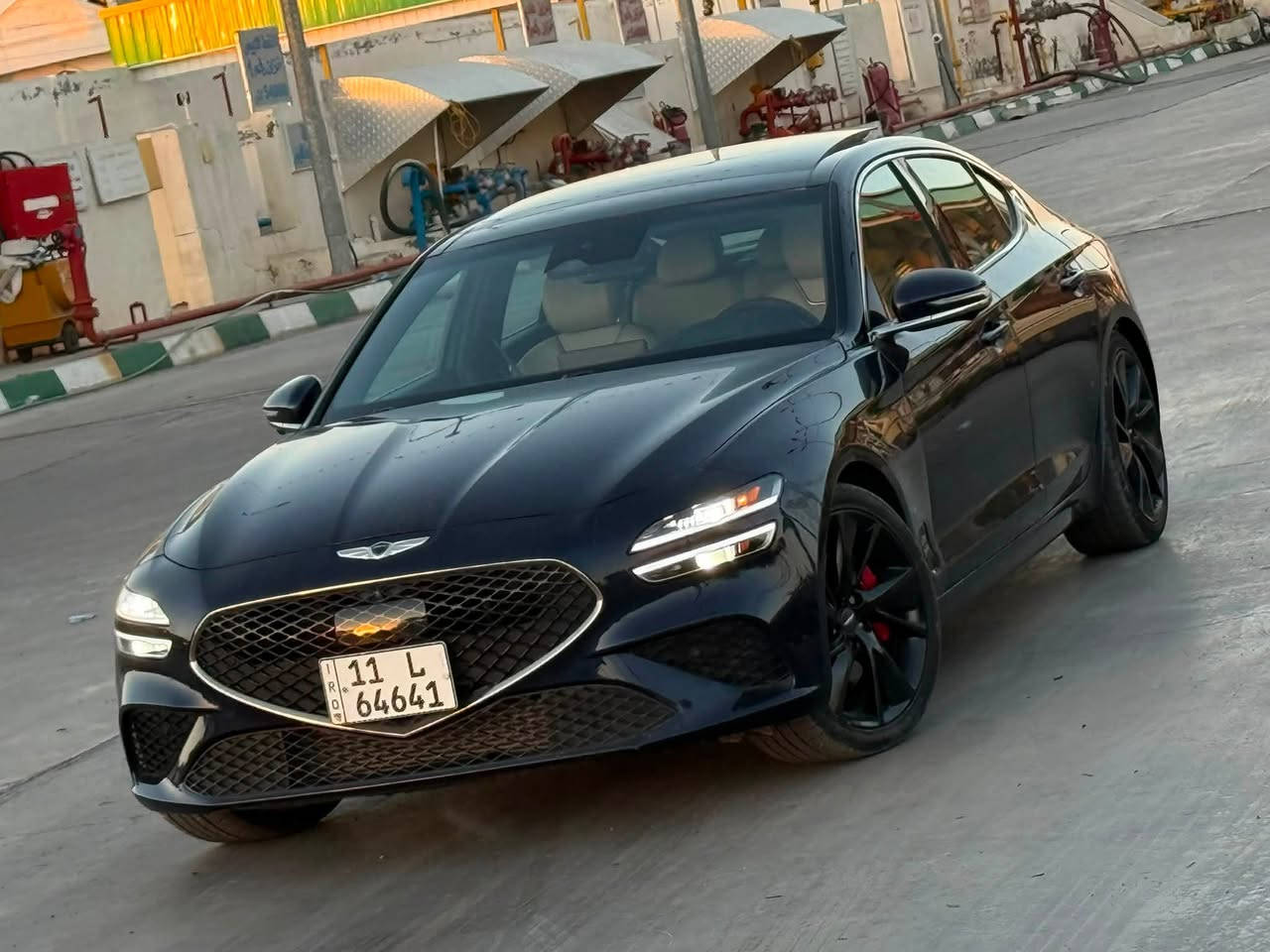 جينيسيس G70 موديل 2022
فئة بريستيج أعلى مواصفة
 *********** 

المحرك: V6 سعة 3.3 توين تيربو السعر 198 ورقه 
الدفع: خلفي
الممشى: 81ألف كم

حادث صفحت السايق 

مغلفة نانو 

المواصفات والتجهيزات:

• فتحة سقف بانوراما
• بصمة تشغيل
• تشغيل عن بعد
• كشنات ميموري سيت
• كشنات تدفئة وتبريد
• ستيرن كهربائي مع هيتر
• 5 وضعيات قيادة
Eco - Comfort - Sport - Sport Plus - Custom
• گزوز رياضي بلاد الصوت
• Auto Hold
• شحن وايرلس
• سستم سماعات Lexicon
• داتاشو
• داخل أبيض جلد بقلاوة
• سقف كنتارا شامواه
• كاميرات جانبية تظهر داخل العداد مع الإشارة
• شاشة كبيرة
• عدادات ديجيتال
• رادارات أمامية وخلفية وجانبية
• 6 كاميرات 360 درجة
• حساسات أمامية وخلفية
• نظام تحديد المسار
• دسكات بريمبو
• مرايا شفط مع إشارة وتعتيم
• لايت LED أمامي وخلفي
• دخول ذكي مع إنارة ترحيب
• قيادة ذاتية
• مثبت سرعة مع تحديد مسار
• تحذير فتح الباب عند وجود سيارة قريبة
• قطعتين تبريد
• كشن السائق حضن بوضعية Sport و Sport Plus
• ماسحات أوتو تتحسس المطر
• ترحيب شعار Genesis
• نقطة عمياء
• شفتات ستيرن
• هيتر بالمرايا
