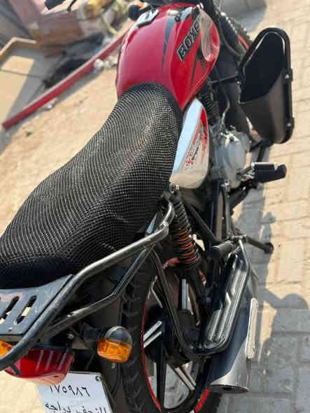 سلام عليكم بوكسر موديل 22 شكل 23 مرقه رقم نجف الاشرف سنويه بدون لوحات تحويل شوكت ميعجبك كامله مكمله بدون اي نقص بيه ضربه زغيره بلتانكي محرك مفتوح وخير من الله كهربائيات سلف هندر كله شغال بدون لحيم لا دواسات ولا شي فقط الدوسه الوره تحتاج لحيم وملحمته كلج وتايرات امامي خلفي جديد قبل يومين شديتهن جانت متروكه دشبول كله شغال ماشيه تقريبا 25 الف بيه لايت زنون ودرع جيوب والدراجه نضافته كدامكم سعره 1700 وبيه مجال عنواني دوره حي اسيا وهذه رقمي *********** بي واتساب
