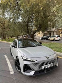 شانجان UNI V موديل 2024  لون اسمنتي وكاله خليجي وحرة بأسمي وداخل ضمان ...