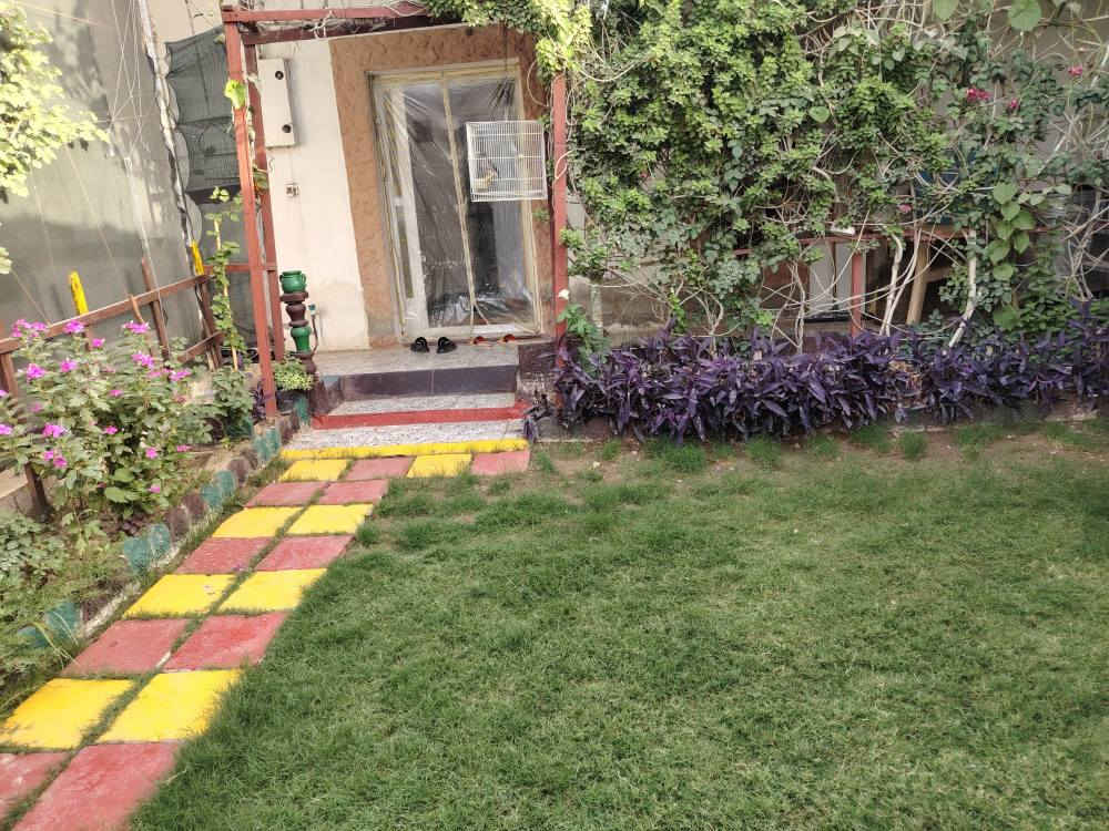 يالله سلام عليكم دار للبيع بغداد المدائن منطقه الحضاريه مساحه ١٨٠ متر يتكون الدار من غرفتين نوم وصاله مطبخ حديقه كبيره كراج سياره علماً السقف عكاده خدمات كامله تبليط كهرباء ماء جنس الأرض زراعي السعر ٥٥ وبي مجال للاستفسار الاتصال على الارقام *********** أو *********** وات ساب
