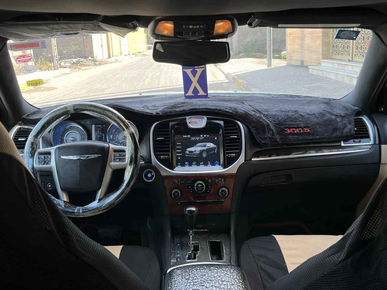 سلام عليكم من رخصه الادمن البيع ( كرايسلر اوباما 2012 اصل رقم بصره لدولي سنويه جديده لل/30/ تحويل ثاتي يوم السياه وارد ///كندي /// بدون حادث بيه رش صبغ  جماليه فقط  السياره كفاله شاصي لغد مكينه كير اكسل وجاهزه من كلشي وجديده كلش
مواصفات السياره اول شي سياره كندي داخله كفاله يعني شاصي لغد مكفول قماره تكم مكفول حوظ مكفول ظربه  مكينه كير مكفول 
1/ مكينه اوكير 3600
2 شاشه كبيره 
3/كشنات جلد كهربائي 
4 ويل 18 اصلي 
5/منضومه زنون
6/ حداديه امامي خلفي  
7/ تبريد امامي خلفي 
8/ تحكمات ستيرآ
9 /كشافات زنون لايت زنون 
10/شاشه كبيره كامره خلفيه 
وباقي المواصفات معروفه والسياره جديده اوسعره مناسب السعر (135) اوبيه مجال الشراي يجي واني بلخدمه رقم الهاتف ***********) مكاني البصره قضاء المدينه الشراي يتصل وبلخدمه
