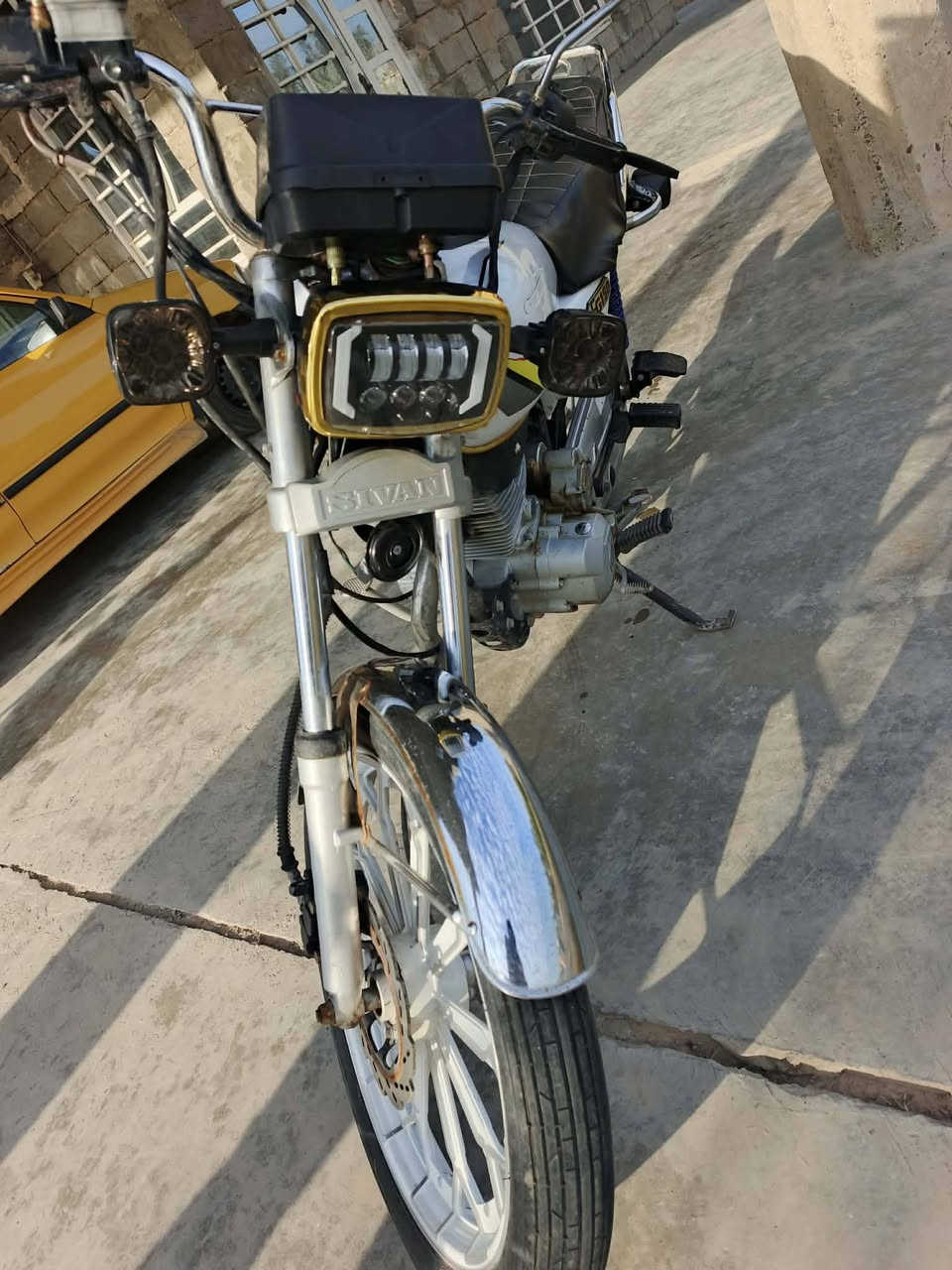 سلام عليكم شباب دراجه البيع يراني 5كير موديل 19محدث 24 بدون اوراق مكفوله عشاير او حكومه مكاني بغداد التاجي سعر 500او بي مجال***********
