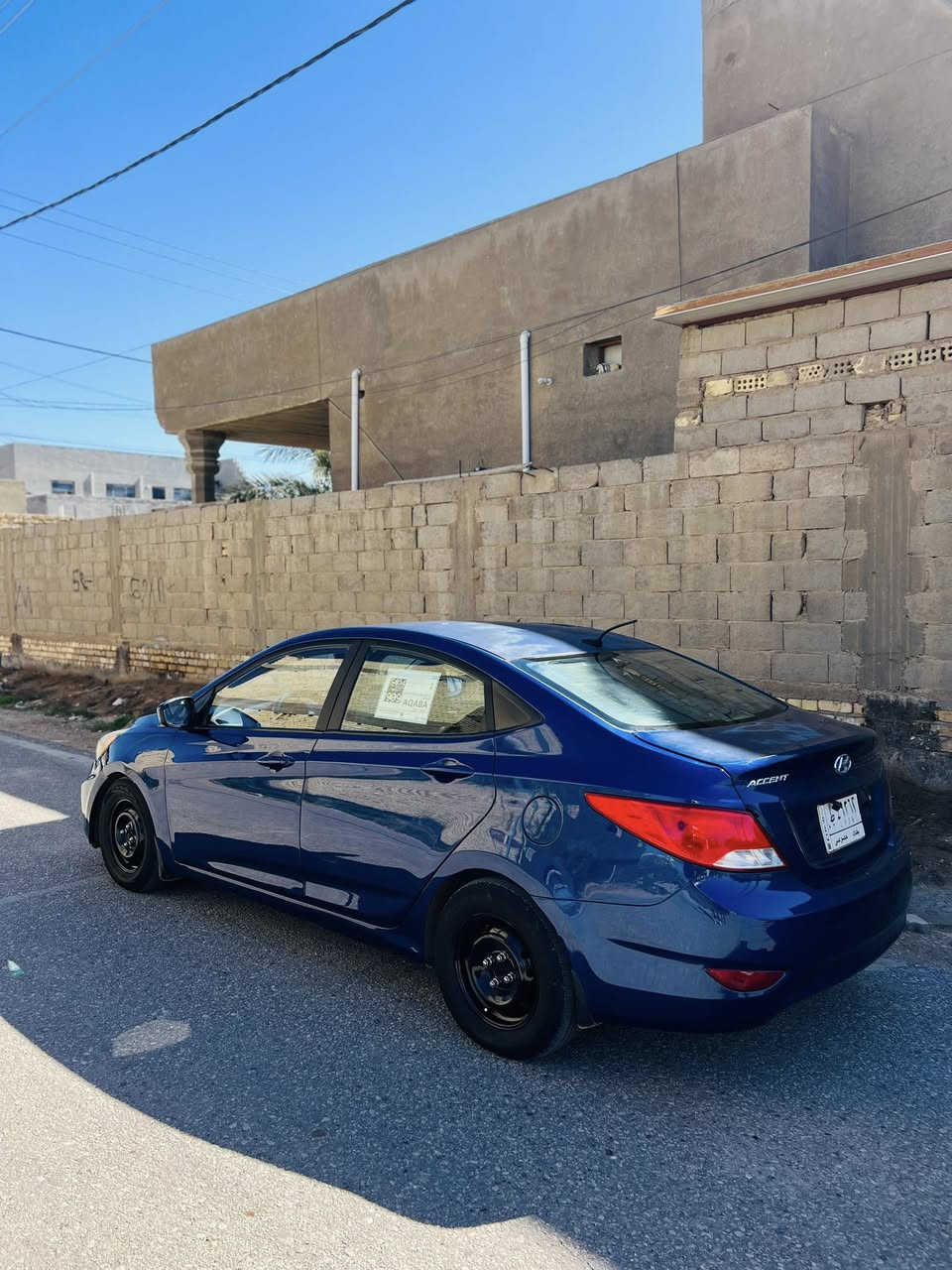 سلام عليكم بيع سريع اكسنت2017 كير ومحرك وحداديه كفاله تخم تاير جديد مال جناي جاهزه الاخير بيها مكانات صبغ بسيطه بدون دواخل السياره تبريد ⛄️ ثلج 
السعر80وبيها مجال 
الاتصال***********
مامتواجد بلخاص 👆👆
الشرايي يتصل ويدلل
