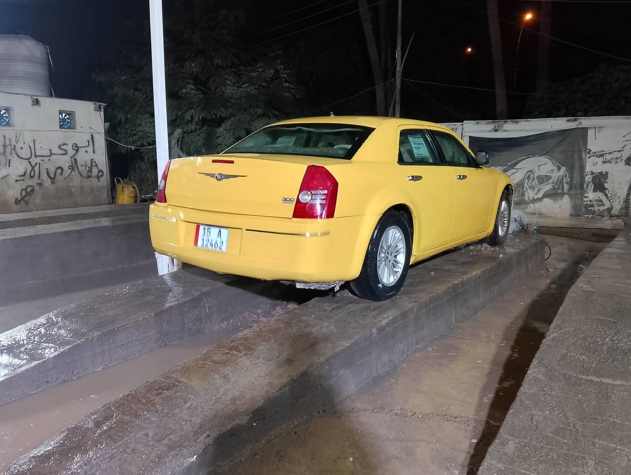 اوباما 2008 جاهزه من كل شي محرك كير تبريد حداديه تخم تاير باتري الي يريد يتصل ***********
