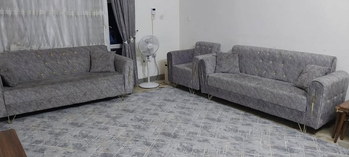 🏘🏘بيت للبيع ديالى خانقين / حي رمضان خلف جامع حجية كافية مقابل مدرسة جديدة قيد الانشاء مساحة 127متر طابق ونص  طابو صرف 
طابق الاول 
1 غرفة نوم واستقبال وصالة داخلية ومطبخ ومجمع صحيات داخلي وخارجي 
طابق الثاني 
1 غرفة نوم وصالة 

السعر / 75 مليون بي مجال 

للأستفسار اكثر اتصال بالارقام فقط 
***********
***********
مكتب فريا موفق للعقار
