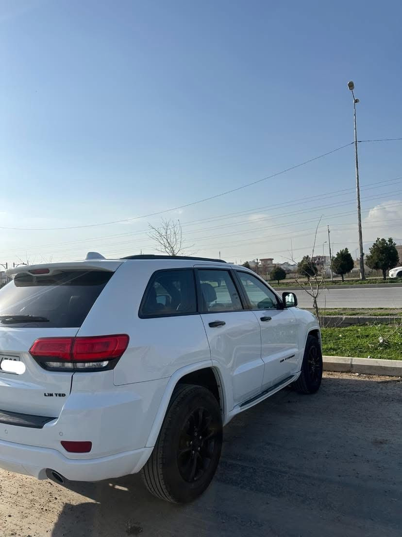 سه‌ره‌تا به‌ناوه‌ی خوا2015
جێپ گراند  چیرۆكی 
مواسه‌فات لمتدد عیدمیلاد
شاشه‌ ئه‌لیكترۆنی  به‌سمه‌ شاشه‌
4مۆد هه‌یه‌ 
كوشن خه‌زن سوكان.ئیته‌رو 4كوشن ئیته‌ر سارد گه‌رم
جلدو كاره‌ بای فولیوم
بۆ زانیاری زیاتر  ژ.م خاوه‌نی***********-***********
سه‌یاره‌كه‌ زۆر جوانو بێ مه‌سروفه‌ مه‌كینه‌و كاره‌بای به‌شه‌رت مه‌كینه‌ی نه‌كراوه‌یه‌ 
بۆیاغو سارد له‌ رسم دیاری كراوه
