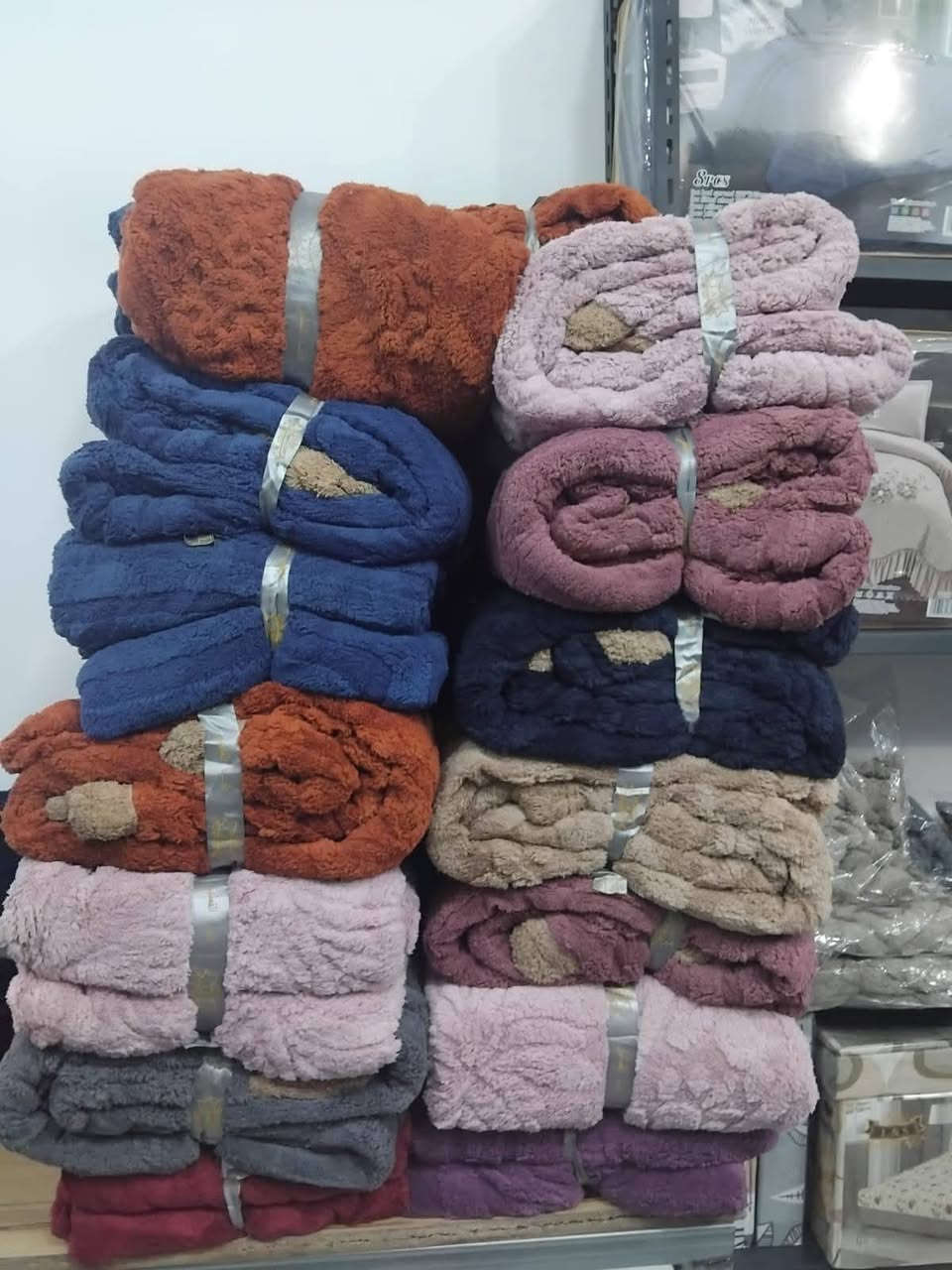 غطوه بؤهيمي ضهر فرؤ سعر القطعه 10عرؤض 
عنوان سبع البؤر شارع بلقيس مقابيل جمله حسين


**إذا كنت صاحب هذا الإعلان وتريد حذفه لأي سبب، رجاءا أرسل رسالة إلى الدعم الفني**