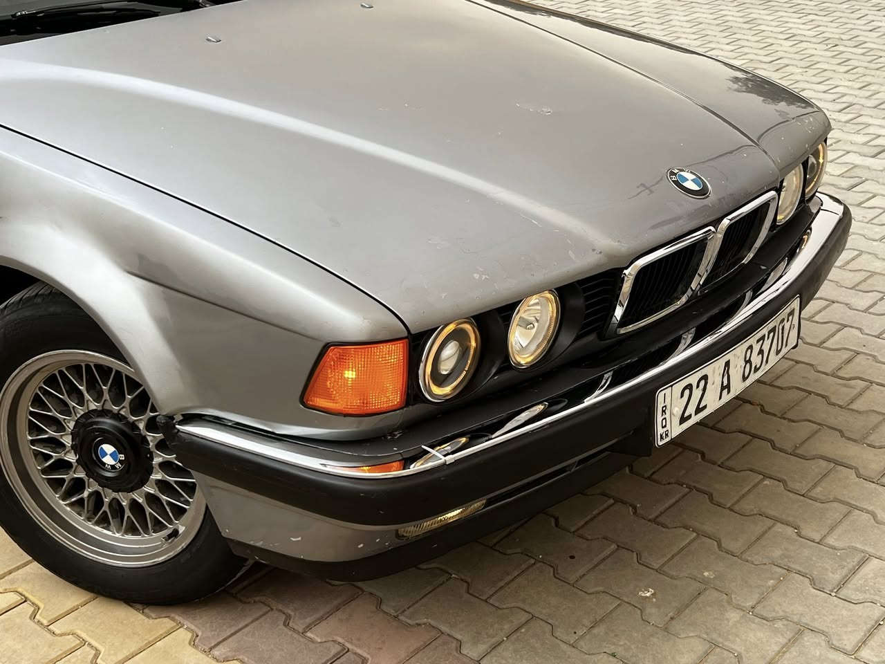 السلام عليكم اخوان 🤍
BMWموديل 1991 رقم اربيل سنويه لغايه 2027 باسمنه تحويل مباشر ثاني يوم 
الحجم(730i (V8   مسكر 8 سلندر 
مكينه وكير حاويه شرط مكفولات 
حداديه وتخم تاير جديد دواخل نضيفه تبريد منضومه كامله جديده ثلج ❄️ كهربائيات كلهه شغاله سياره مصبوغه عام جماليه بدون اي حادث مكفوله 
العنوان واسط 
السعر 55 وبيه مجال 
رقم الهاتف ***********
