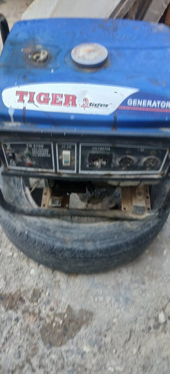 البييع. شغال. وعل. فحص. موالد١٢ أمبير.  ***********
