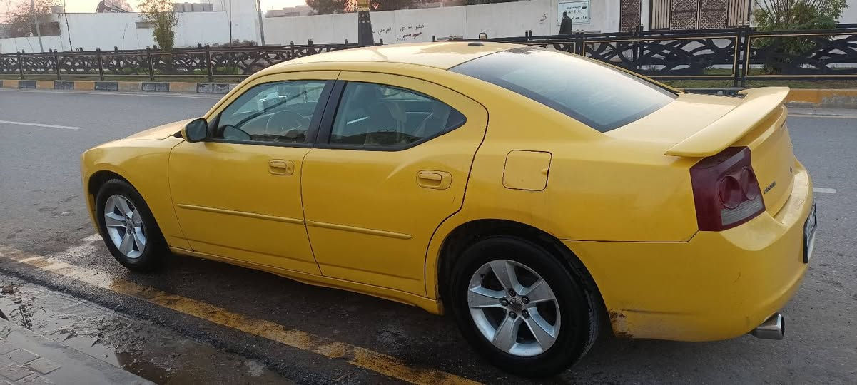 جاجر موديل 2010 رقم اجنبي نينوى 
هزه جديده بدون ضرر بيها معجون مال تكسي 
كير ومحرك اكسن شرط 
السعر 100 وبيها مجال 
***********
