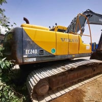 موديل 2001  حجم 240  به م و نوزل هه مي شه رت  موبايل 07512710175 بغداد...