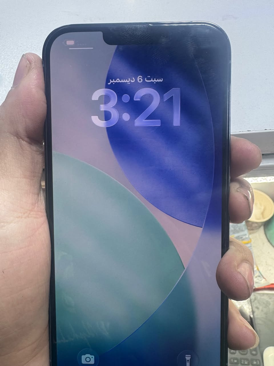 سلام عليكم 13 برو ماكس للبيع مكاني بغداد الاعظميه *********** بطاريه 87
