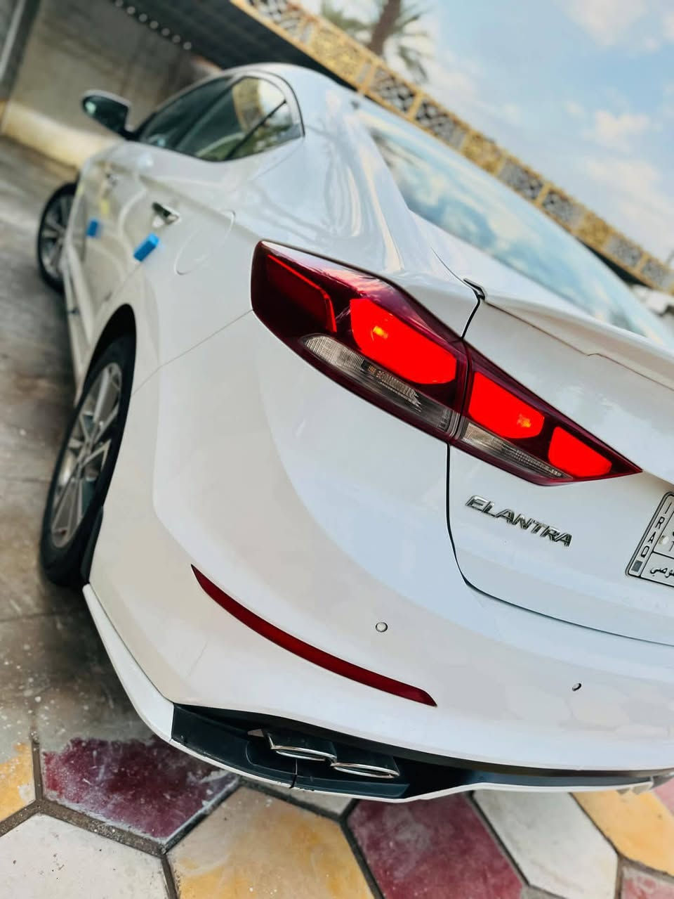 سلام عليكم
للبيع هونداي النترا. 2019خليجي سوبر بسمي تحويل ثاني يوم 
شركة الكاصد  فول موصفات للأخير ماعده بصمه 
سياره جديده  َ
مكفوله كفاله عامه لا صبغ ولا تبديل 
سلايد
فتحه سقف 
مري كهرباء 
حساس امامي خلفي كامره 
انظمه قياده كشنات جلد 
داخل صاج
هوايه موصفات بيها فول الفول 
مكينه. 2.0 دوش مامفتوحه
رقم بغداد نكليزي مشروع وطني 

السعر ١٧٥. وبيها مجال للشراي
لاتصال رقم الهاتف*********** *********** 

مكان السياره بغداد ابو غريب 📍
