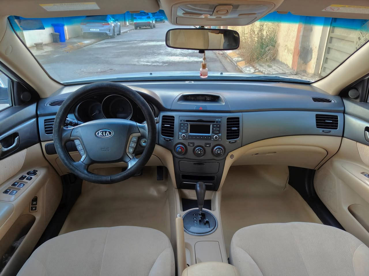 كيا اوبتما KIA OPTIMA للبيع موديل 2010 خليجي فول موصفات
مكفوله من الدعاميه الى الدعاميه ما عدا قطعه صغيره جاملغ خلفي بدون اي صبغ
محرك 2000
ماشيه 170الف 
داخل صحراوي
فتحة سقفيه 
تحكم مرايه
المكان صلاح الدين بيجي 
السعر 120$وبيها مجال قليل
للاستفسار الاتصال بالرقم
***********
‏‪***********‬‏

