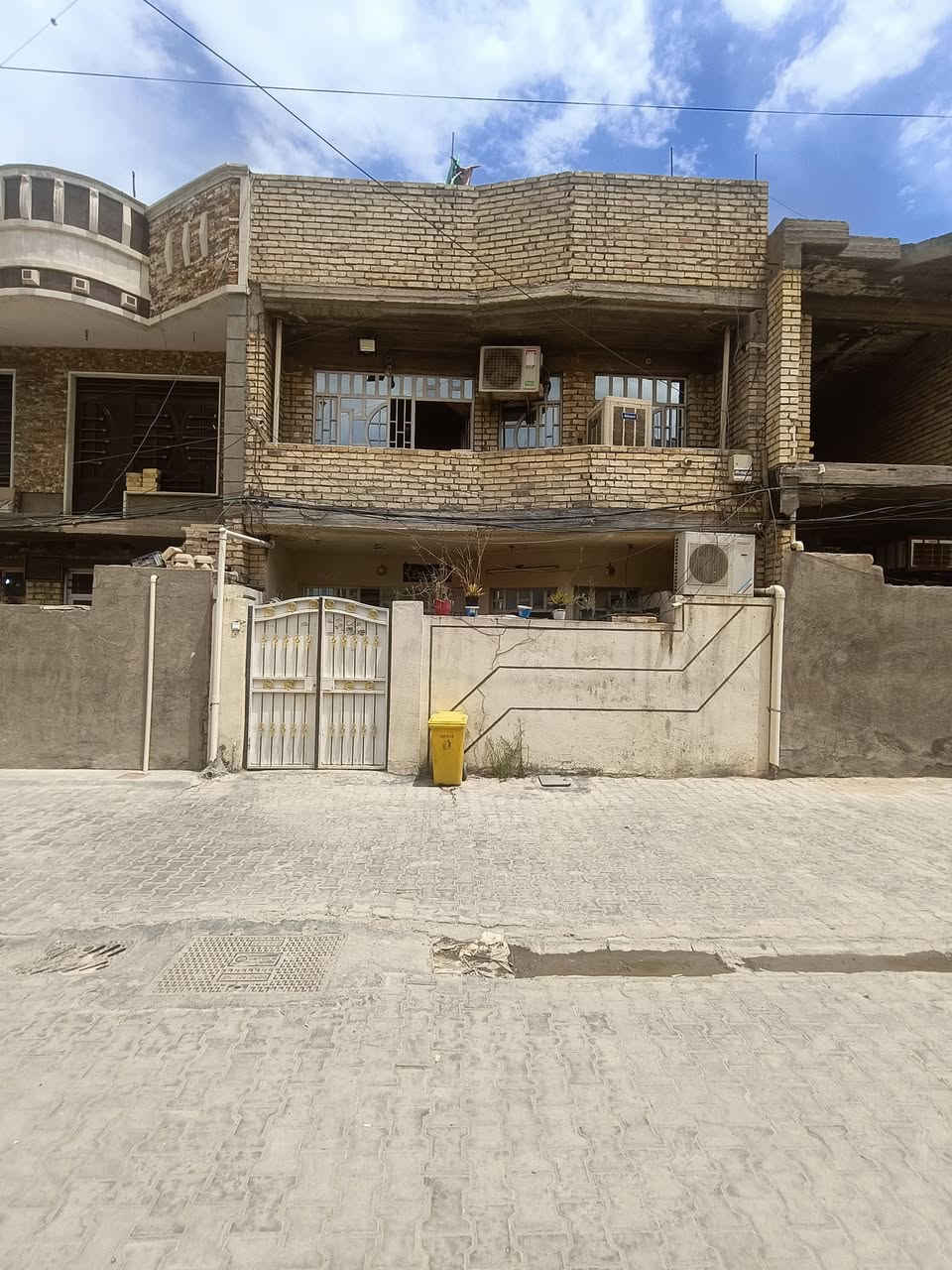 السلام عليكم
بيت معروض للبيع 100م طابقين طابو صرف زراعي سند 25 الشعر الدوانم قريب جامع بيت هاتو تواصل ***********
***********

