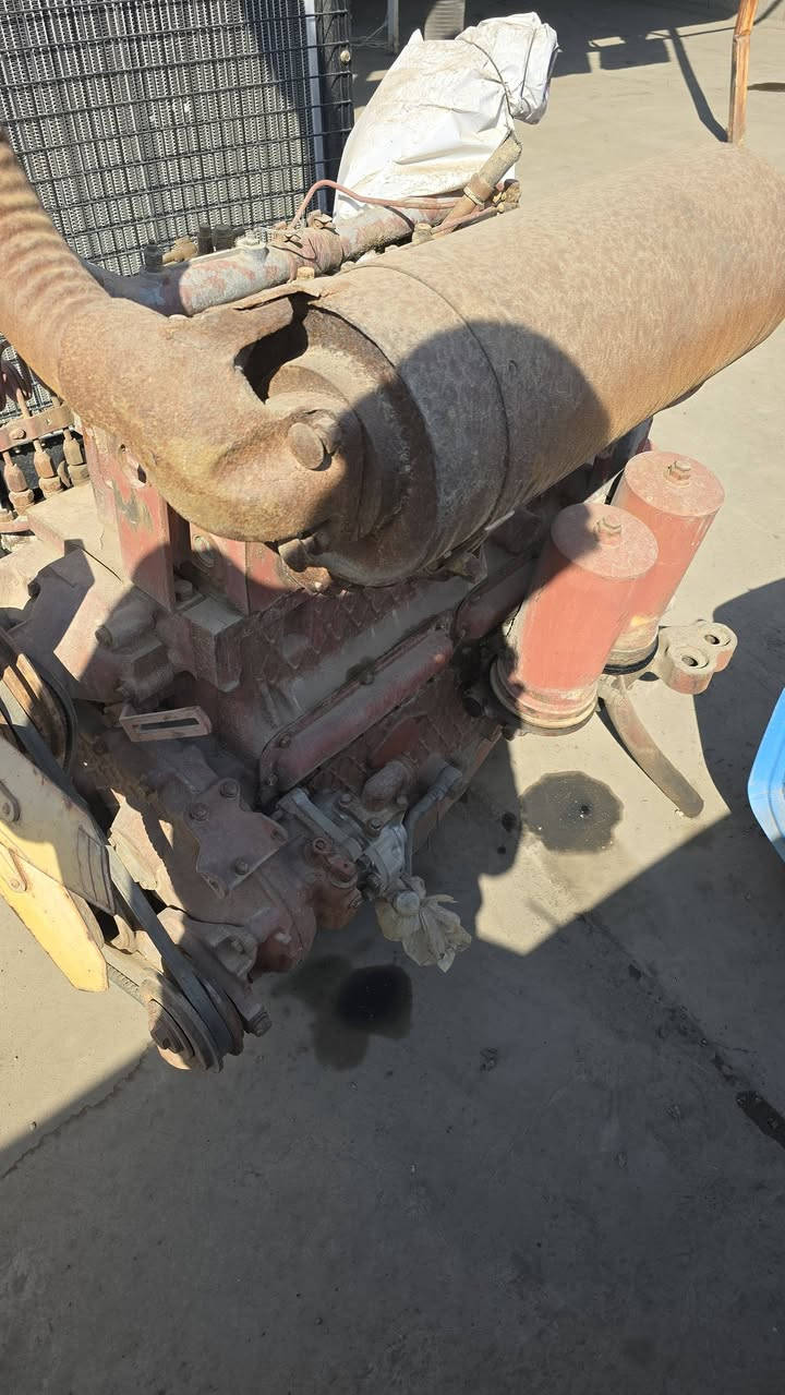 محرك ديتي موديل ٢٠٠٤ 
شرط الشغل نظيف
السعر مع التفرعات ١٢ ورقة
بدون تفرعات فقط محرك ١٠ اوراق 
التفرعات تشمل عينة كلج ،فندشين ، مضخة هيدروليك

العنوان كركوك ،  الحي الصناعي ، شارع الكوسترات 
***********

حسن أبو ابراهيم للأدوات الاحتياطيه والزراعية
