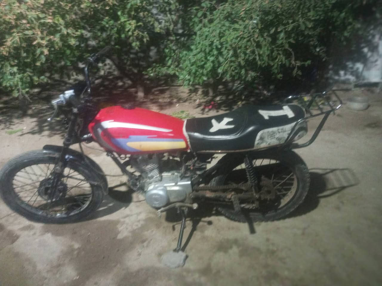 دراجه للبيع نامه 350وبيهه مجال
الشراي يراسلني


**إذا كنت صاحب هذا الإعلان وتريد حذفه لأي سبب، رجاءا أرسل رسالة إلى الدعم الفني**