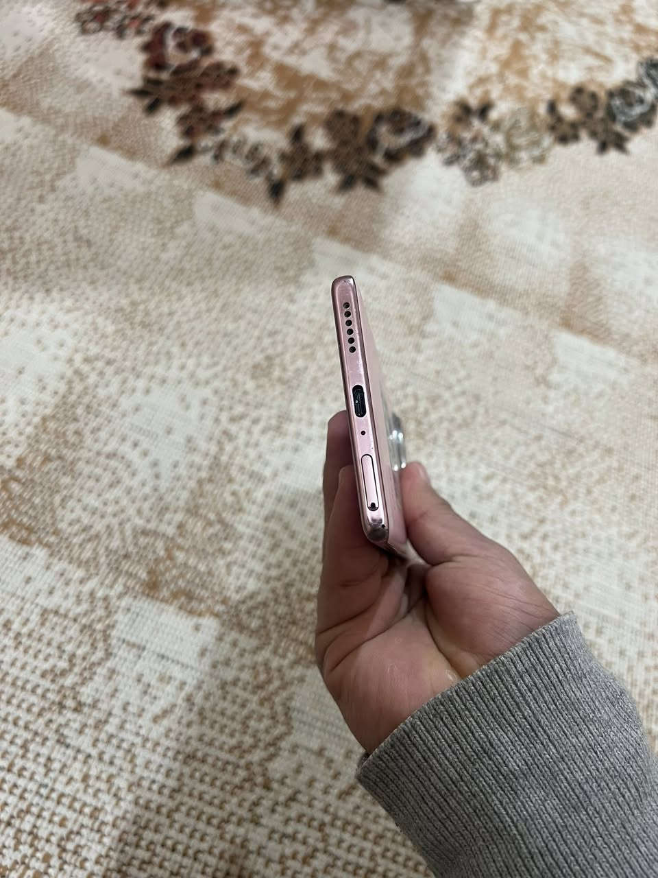 جهاز أنفنكس ZERO40ذاكرة ٥١٢ للبيع السعر ٢٠٠غير قابل للنقص الي يشتري يتصل***********
