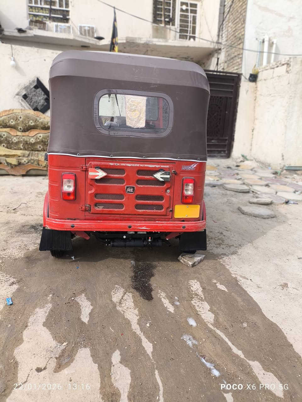 سلام عليكم مرخصت الادمن تكتك للبيع موديل 19وراق اصولي  مكفوله من صبغ بس دوس فقط  ملاحضه(بدون غراض) مكان كربلاء امن داخلي ***********
