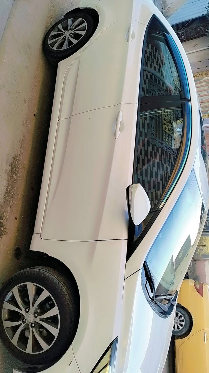 اكسنت موديل 2015 مكفوله من الصبغ بأسمي رقم انكليزي ***********
