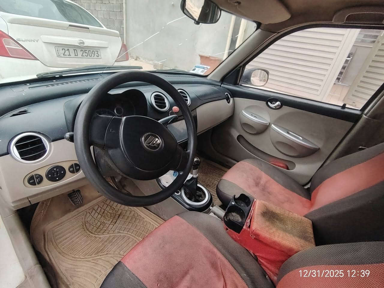 ليفان ٣٢٠ موديل ٢٠١٣ رقم نينوى سنوية لحد ٢٠٢٧
تشتريها من شرعيها
ماشية ١١١ كيلو قابل للزياده شرط المحرك والكير
الحادث بسبب التحرير جهة السايق باب السايق و الراكب فقط مصبوغ و بيها بالسقف ابضا صبغ و مكانات اثر الشظايا تاخذها صبغ عام بجم كبس ما بي اي ضربة شواصيها ما بيها اي ضربة و نظيفة 
الادامة :
قاعدة فيت بم جديدة بلكات ووايراتهم جديد نوزلات تنظيف كامل طخم تايرات جديد اربع تايرات كمبريسر تبريد و غاز و راديتر كلو جديد بالصيف سويتو سياره نظيفة وكاعدة
للتواصل على الرقم ***********
