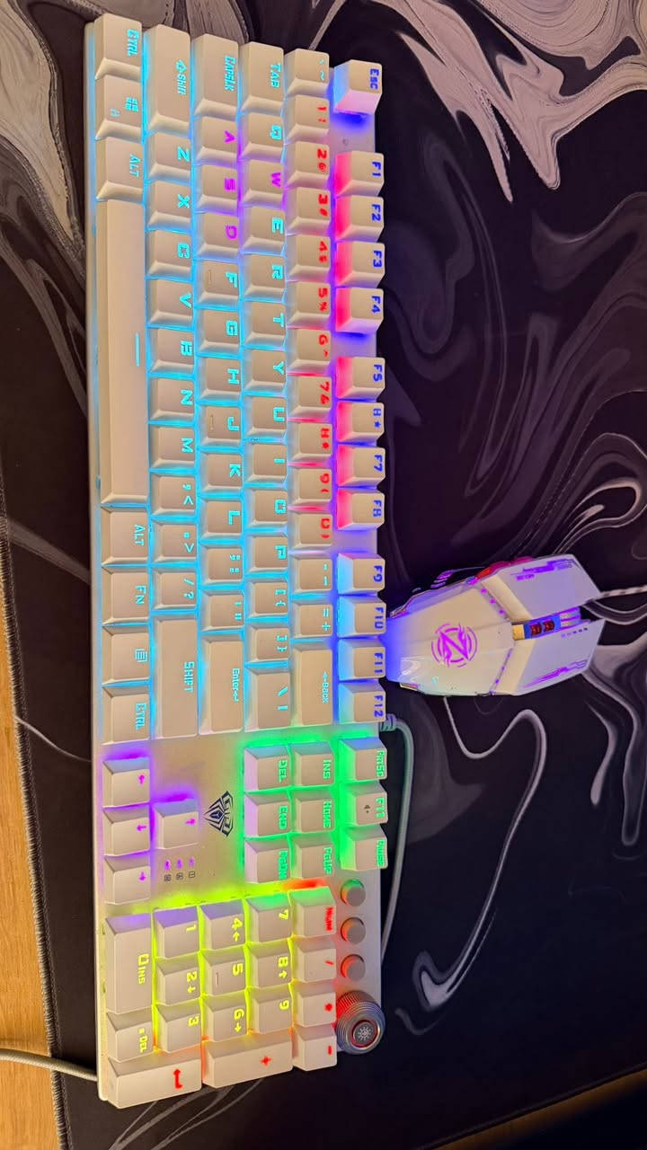 السلام عليكم
تجميعة جاهزة للبيع استعمال ٧ اشهر مع كم كارتونة لغراضها

Rtx 5060 aero oc 3 fan white
Ryzen 5 5500
Air cooler
Ram 16 ddr4 3200mhz
Thermaltake 750w 80+ gold
B450mk ii
Ssd M.2 gen3 512 gb
Ssd Sata lexar 512 gb

مفعلة وندوز ١١ اصلي

و يجي وياها ماوس وكيبورد وماوس باد

السعر 1,250,000


**إذا كنت صاحب هذا الإعلان وتريد حذفه لأي سبب، رجاءا أرسل رسالة إلى الدعم الفني**
