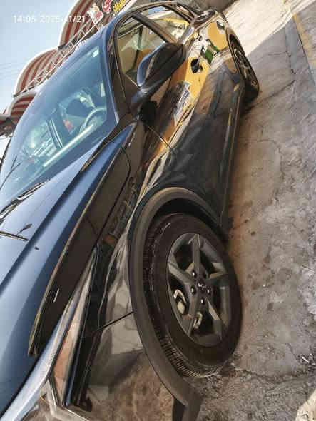 K4/2025
الضرر موضح بالصور 
بدون ارباك بدون اي دواخل ماشية 1000
قبق صندوق صبغ
البنيد تبديل وصبغ 
بيع او مراوس 
حسب القناعة السعر 170 مجال بسيط 
***********
