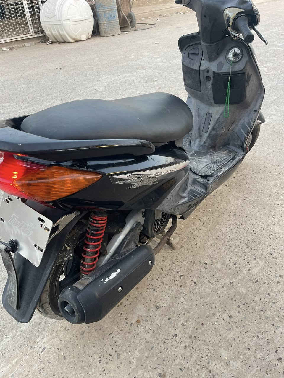 سلام عليكم دراجه البيع سكنس نثيه مكينه خير من الله كهربائيات كلها شغاله مكان سبع قصور سعر 550ت***********
