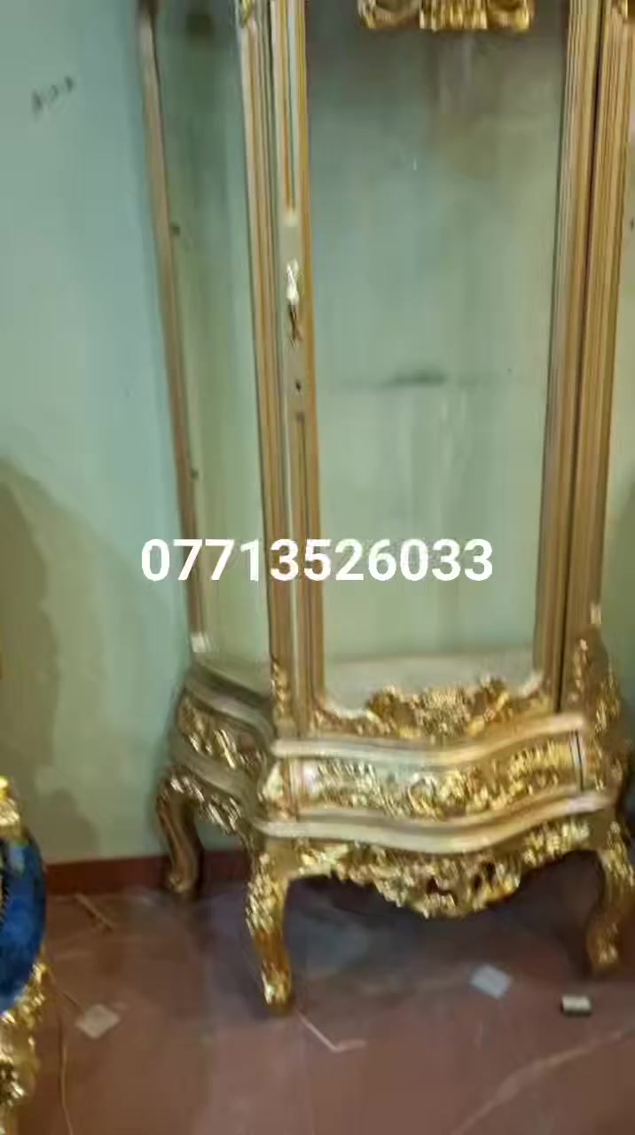 نعلن شركه الروان الاثاث المصري عن توفير انواع الفاترينات الزان باشكاله الجميله ***********
