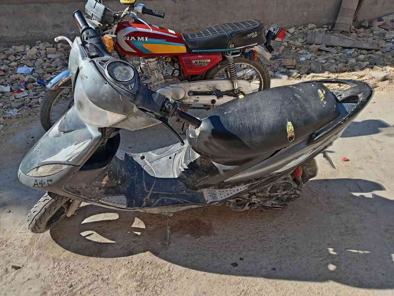 سلام عليكم للبيع
دراجه ماكس اوراق السعر 600 وبيها مجال
الدراجه شغاله عوزه بس كهربائيات
***********
