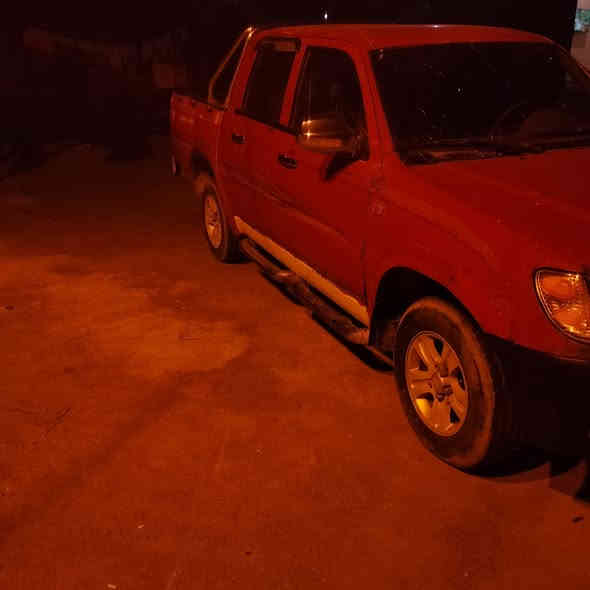 سلام عليكم 
بيكب موديل 2011
بيهه بس بارد كهربائيات شغاله تبريد تدفئه شغال  
اصوليه 
اي استفسار ثاني يتصل عل رقم.. مكاني البصرة 
***********
السعر 40
