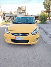 هوانداي اكسنت خليجي موديل ٢٠١٥ مكينه ١٦٠٠ دوش مكينه كير تبريد ثلج مصفر...