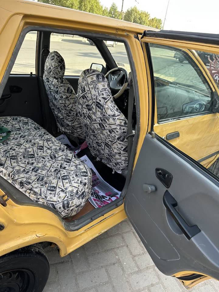 سلام عليكم سايبا للبيع موديل 2016 رقم بغداد إنكليزي 
كير ومحرك مكفول 
كهربائيات شغاله كلها
 هيئه وغرامه مصفره السياره باسمي 
شواصي معمره 
بيها طخه بالجاملغ الأيمن ومعمره 
السعر 38 وبيها مجال للشراي 
العنوان بغداد 
للاستفسار 
***********
