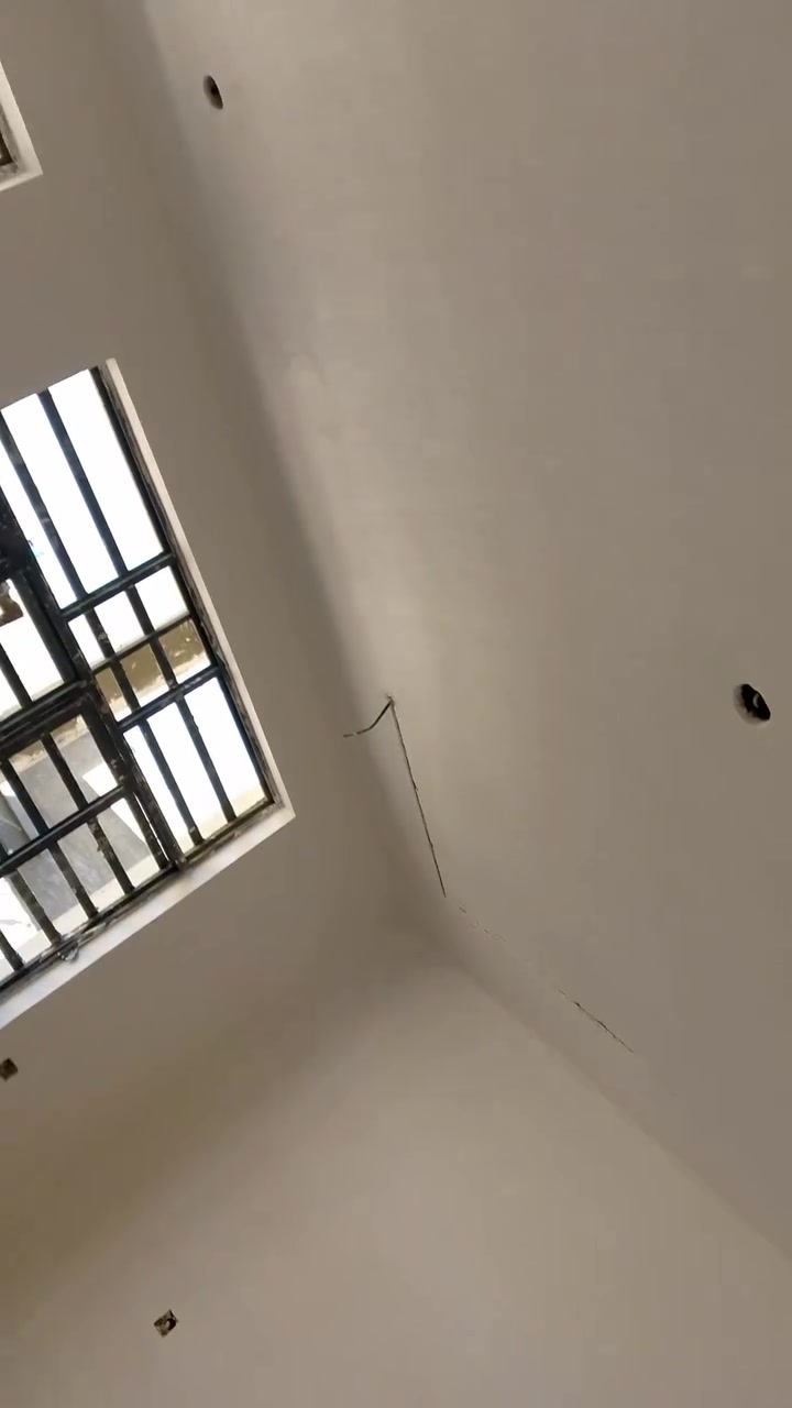 السلام عليكم اخوان اني خلفه امبيضجي ساكن بغداد التاجيات هذا رقمي التواصل ***********. اوهذا شغلي
