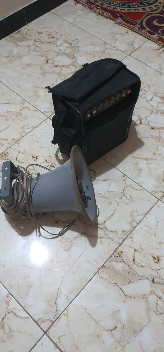 سلام عليكم سماعت نضيفه نقص بس القطه إلمكان ناصريه سعره ٢٠٠ وبيه مجال


**إذا كنت صاحب هذا الإعلان وتريد حذفه لأي سبب، رجاءا أرسل رسالة إلى الدعم الفني**