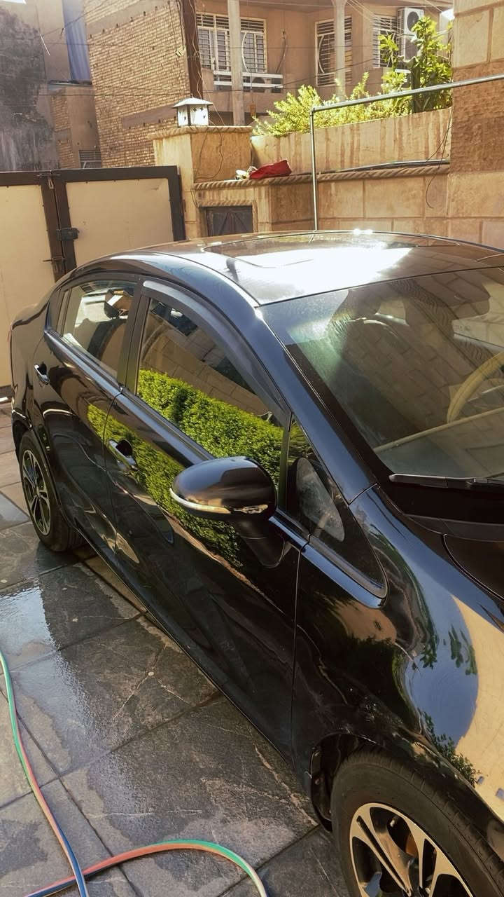 السلام عليكم كيا ريو موديل 2012للبيع محرك 1600 صبغ قطعتين بدون دواخل خليجي فول مواصفات رقم اربيل جديد
المكان سيديه  ***********
