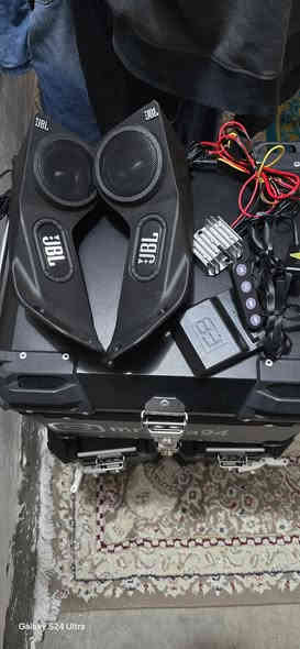 سماعات ماركه JBL اصلي اخوان لا تقليد ولا شي 
تتركب لل gs 1200 و 1250A
كامل غراضها وياها 

سعر 140$ 
متوفر توصيل 
***********
