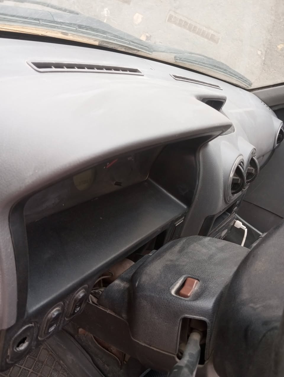 سلام عليكم سايبه 2015 رقم نكليزي مشروع وطني داخله هزه سياره راعيه موجود بغداد سياره ممطلوبه مصفره هيئه وغرامه خط وبحث سياره كير مكينه خير من الله مابيها اي نقص شواصي كارتون مابيه اي خياس لشراي وميتعبني يشلع عيوني مكاني بابل سعر 27 وبيه مجال حك جيه *********** يوجد واتساب
