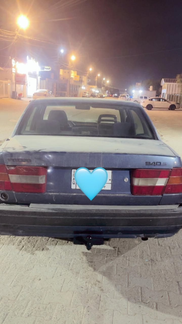 فالفو للبيع موديل 93  مكفوله  من الضربه والصبغ  محرك جديد ستوني شاده  حجم 940  الاستفسار ***********
