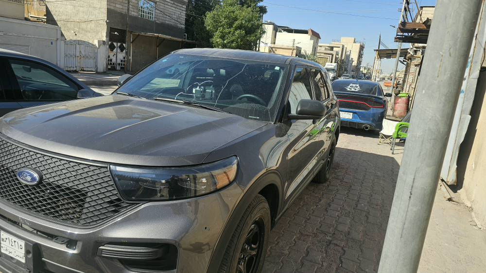 للبيع فورد اكسبلور ٢٠٢٣ بوليسي محرك ٣٣٠٠ تنفس طبيعي حره بدون رقم منفيس باسمي حادث خلفي تتسجل كل المحافظات السعر ١٦٥ وبيها مجال عنواني بصره الحكيميه *********** البصرة, العراق
