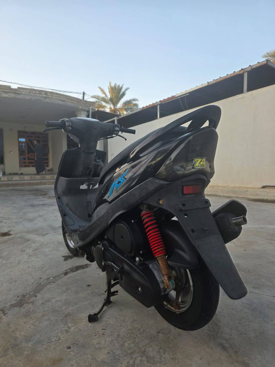 للبيع ماكس عدله موديل 2003جديده معنه كلمه كهرباء كامله مكينه ما مفتوحه خير الله شلعه تخبل ومعدل  اي ستفسار ع هذا رقم ***********
