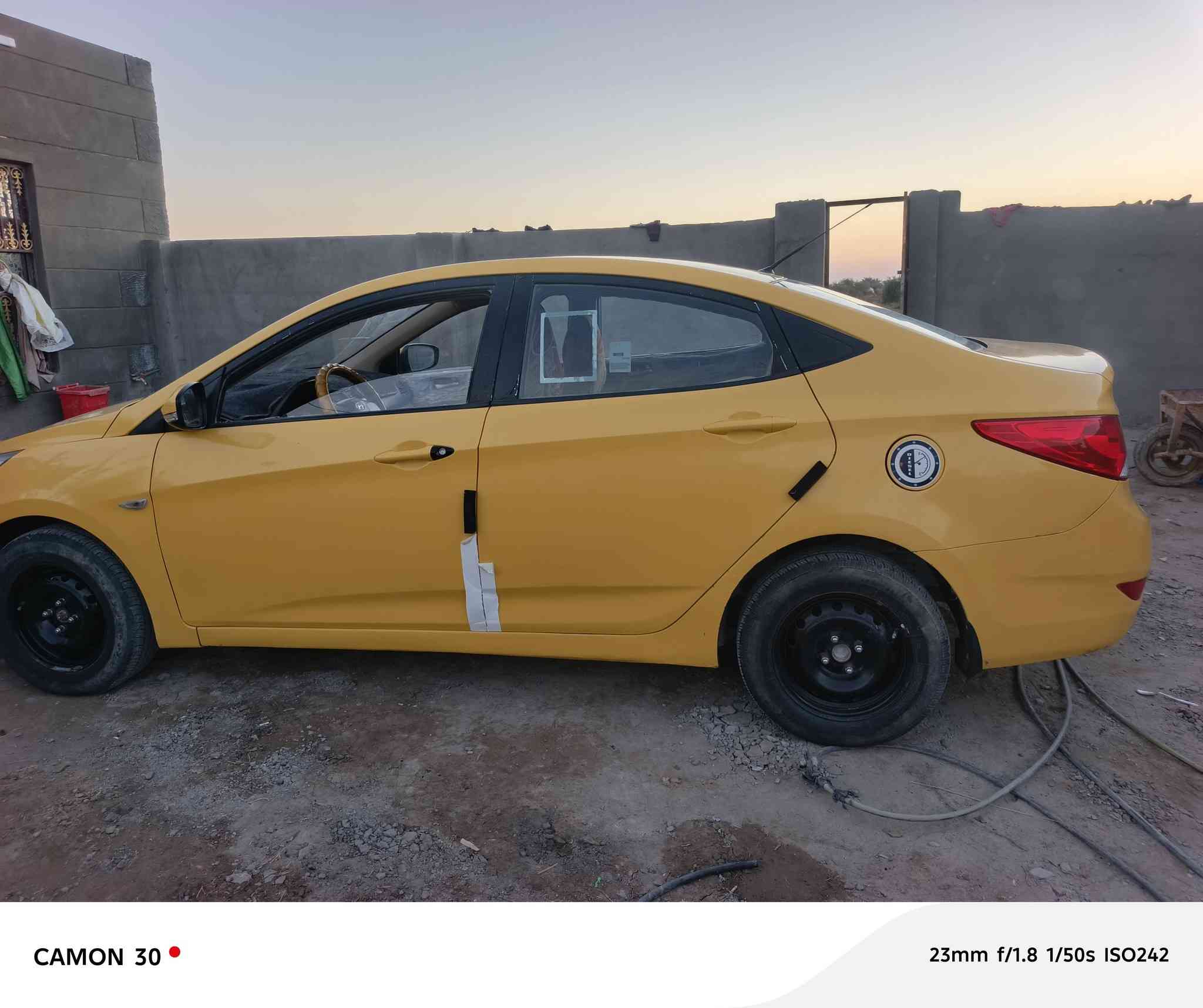 اكسنت 2012
رقم مثنى إنكليزي باسمي
مكينه 1600
رقمي ***********
