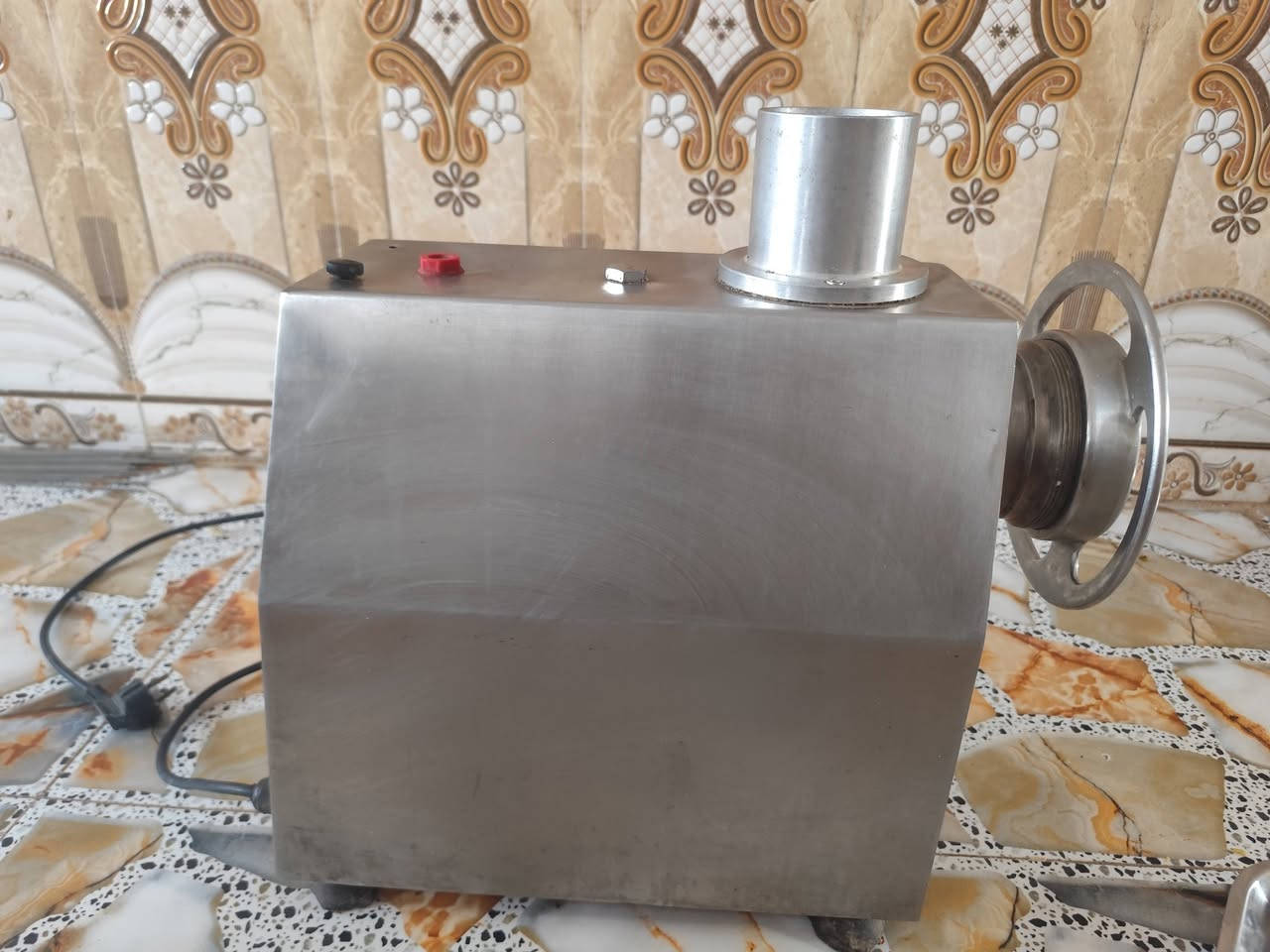 ثرامه الحجم 32والسعر 350و***********
