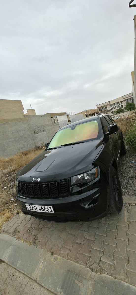 بيع مراوس
جيب لاريدو ٢٠١٧ مواصفات عتيادية 
السيارة جاهزة الاخر حباية 
حادث جاملغ بونيد 
وبين بابين طرف سكن بي صبغ معجون اثر خطة خفيفة بدون داخل نهائيا  يعني ٤ قطع صبغ 
ماشي 120الف 
رقم سنوية كلة جديد شرط تحويل وكالة
رقم مميز ويا 
كير مكينة كلهة شرط لامفتوح لابي عيب 
مكان كركوك 
سعر ١٨٥وبي مجال 
*********** كركوك, العراق
