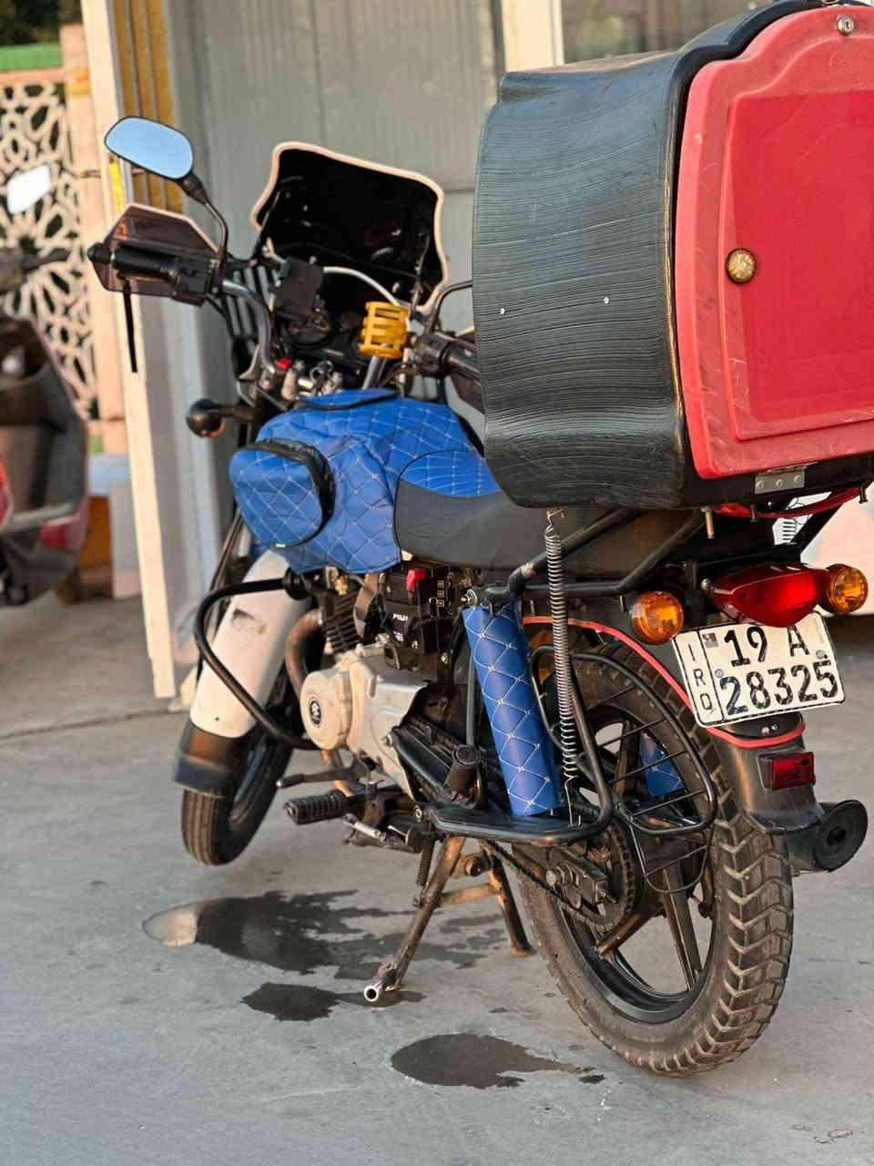 من رخصة الادمن
بوكسر موديل 23 مرقم كربلاء مشروع وطني تحويل ثاني يوم مجفته قبل اسبوع السعر مليونين بيها مجال ***********
