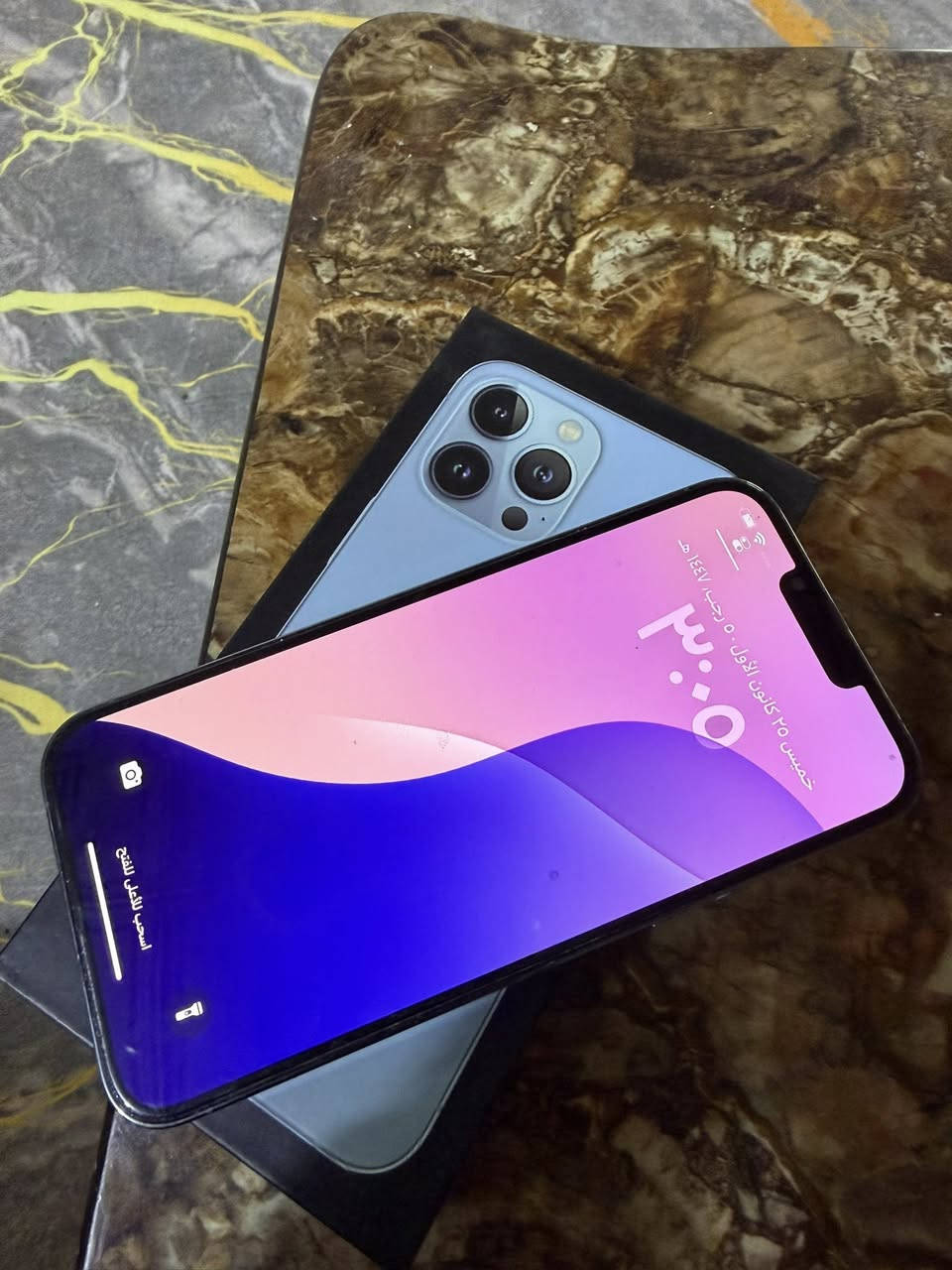 ١٣ برو ماكس ذاكره ٥١٢ بطاريه ٩٦ نضافه ١٠٠٪؜
للبيع سعر ٨٠٠ 
تواصل ***********
