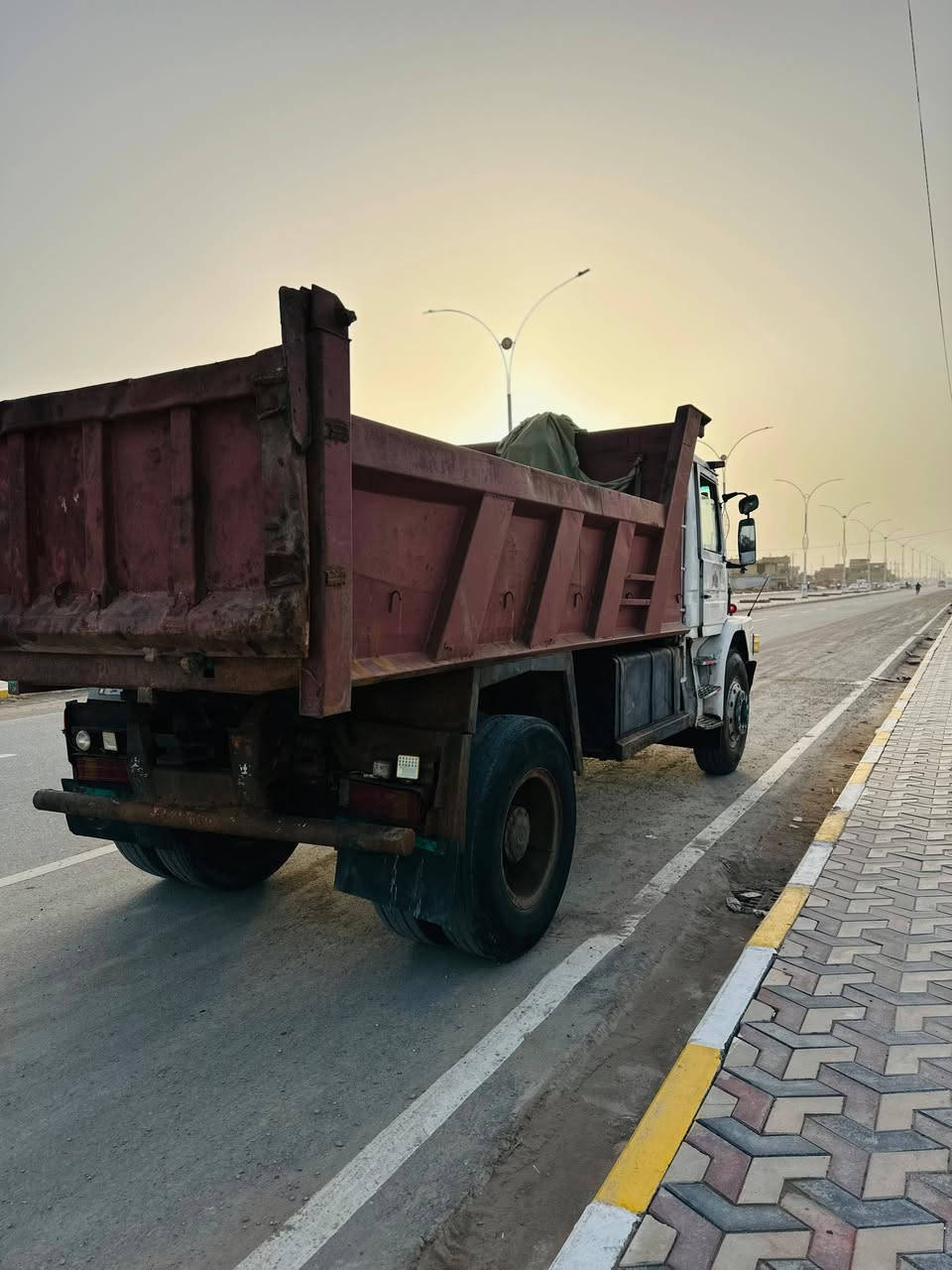 السلام عليكم اسكانيه 112ونص الموديل 96 مكينه  تنقيص قليل كير 5,5 اكسن البي ج اف  بدي مايلر  السياره بسمي  مشروع وطني السنويه ل 27   تواير 24 سبرنك ابو 4  استفسار ***********
