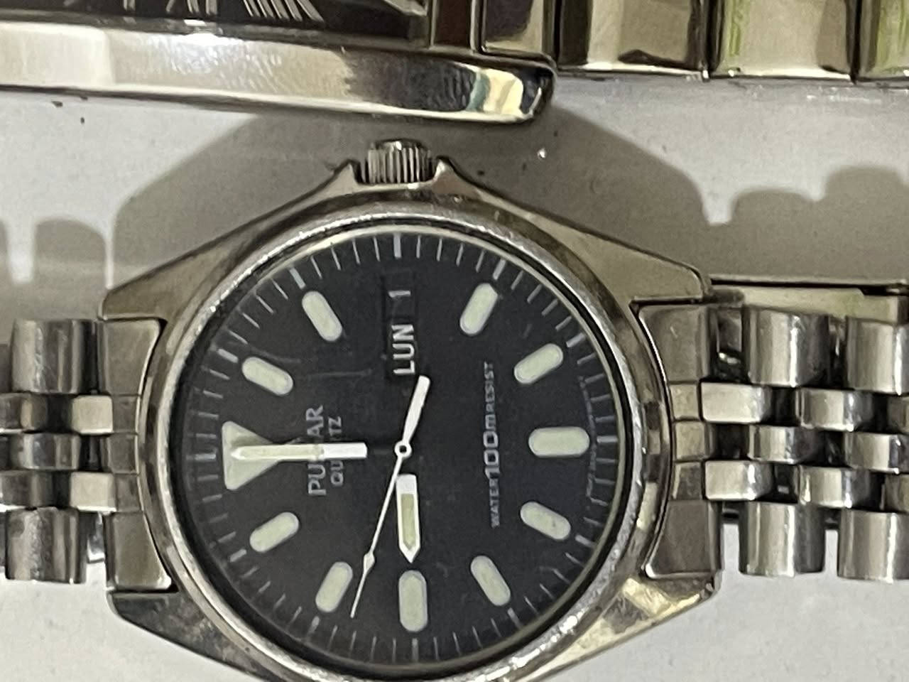 للبيع شلعه خلي سعرك واعلى سعر ابيع  بيهن سويسري وياباني وتايمكس ٤قطع
١٣ قطعه كلهن


**إذا كنت صاحب هذا الإعلان وتريد حذفه لأي سبب، رجاءا أرسل رسالة إلى الدعم الفني**