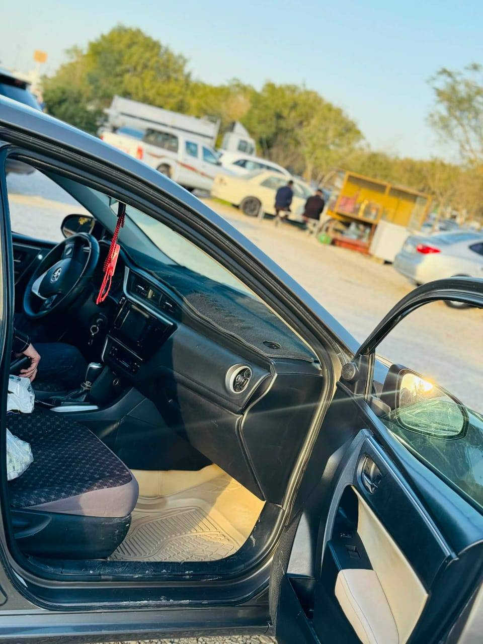 كورلا 2018 قطعه وحده بدون داخل مثل ماموضح بسونار للأستفسار أكثر الاتصال على الرقم ***********
